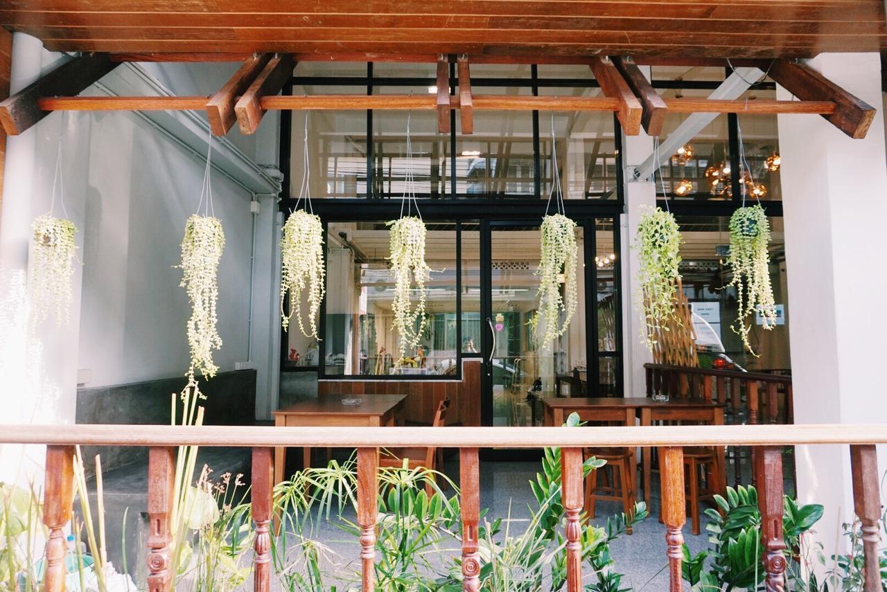 Boon Street Hostel Bangkok Exterior foto